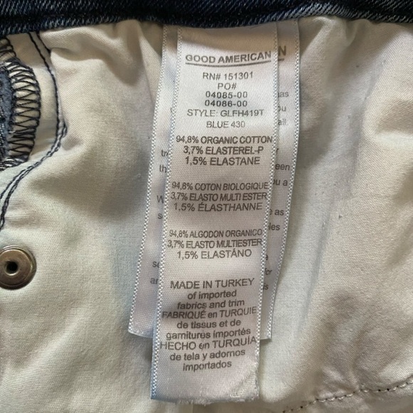 Good American Good Legs Crop Dark Wash Distressed Skinny Jeans Size 15/33 - Picture 6 of 10